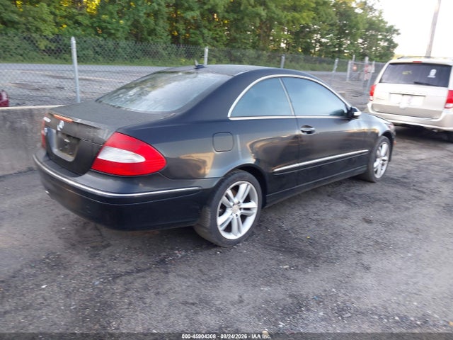 45904308 :رقم المزاد ، WDBTJ56H68F233845 vin ، 2008 Mercedes-benz Clk 350 مزاد بيع