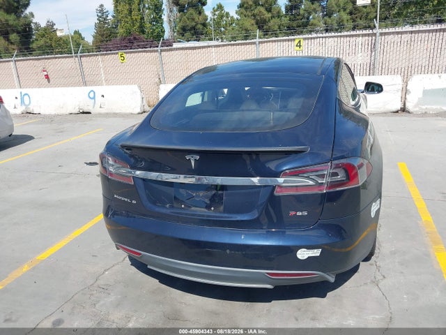 45904343 :رقم المزاد ، 5YJSA1DP8DFP06935 vin ، 2013 Tesla Model S Performance مزاد بيع