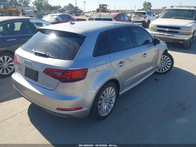 Продаж на аукціоні авто 2016 Audi A3 E-tron 1.4t Premium, vin: WAUUPBFFXGA088464, номер лоту: 45904353