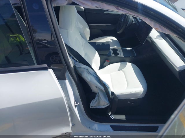 Продаж на аукціоні авто 2023 Tesla Model Y Awd/long Range Dual Motor All-wheel Drive, vin: 7SAYGDEE6PF635426, номер лоту: 45904354