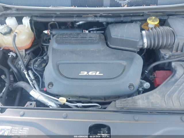 Chrysler Pacifica Lx 2017 2C4RC1CG8HR511616 Image 10