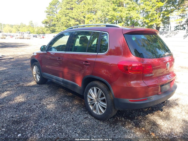 45904366 :رقم المزاد ، WVGAV7AX8CW002215 vin ، 2012 Volkswagen Tiguan Se مزاد بيع