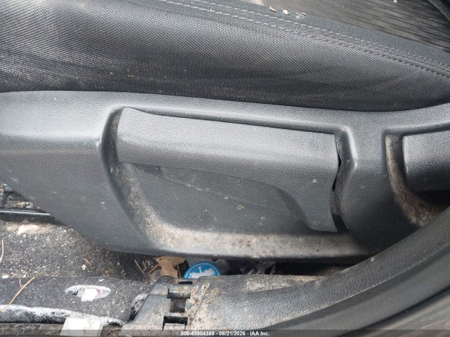Nissan ROGUE S 2019 5N1AT2MT2KC762075 Image 19