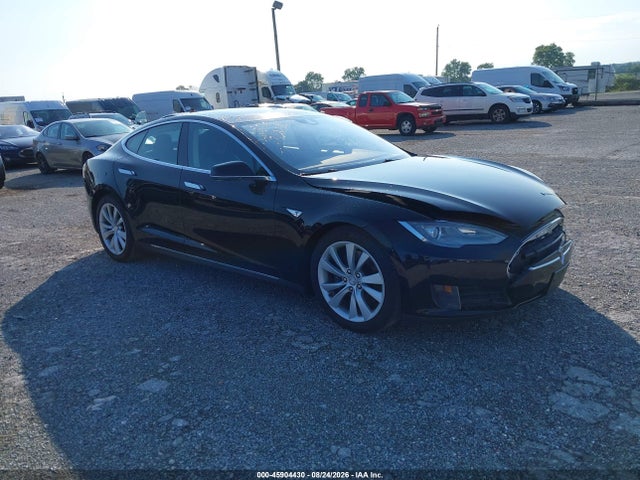Продажа на аукционе авто 2015 Tesla Model S 70d/85d/p85d, vin: 5YJSA1E2XFF111879, номер лота: 45904430