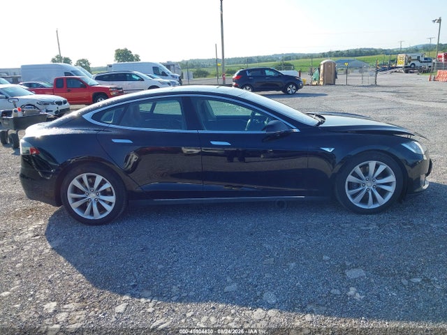 Продажа на аукционе авто 2015 Tesla Model S 70d/85d/p85d, vin: 5YJSA1E2XFF111879, номер лота: 45904430