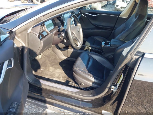 Продажа на аукционе авто 2015 Tesla Model S 70d/85d/p85d, vin: 5YJSA1E2XFF111879, номер лота: 45904430