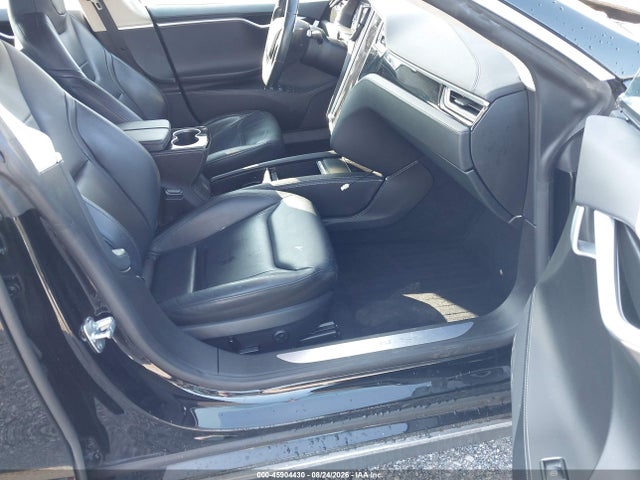 Продажа на аукционе авто 2015 Tesla Model S 70d/85d/p85d, vin: 5YJSA1E2XFF111879, номер лота: 45904430