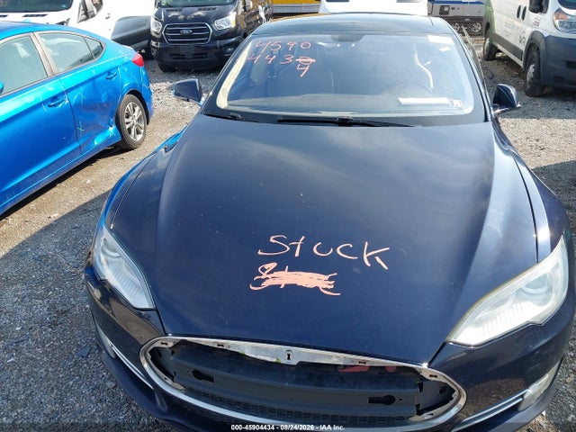 Продажа на аукционе авто 2014 Tesla Model S P85, vin: 5YJSA1H18EFP33320, номер лота: 45904434
