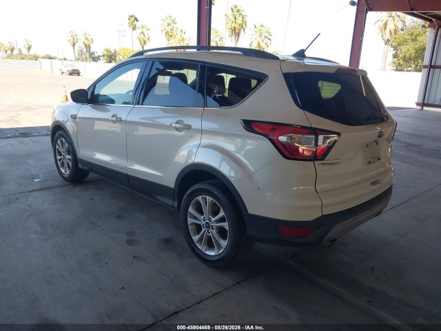 Ford ESCAPE SE 2018 1FMCU0GD4JUA92214 Image 3