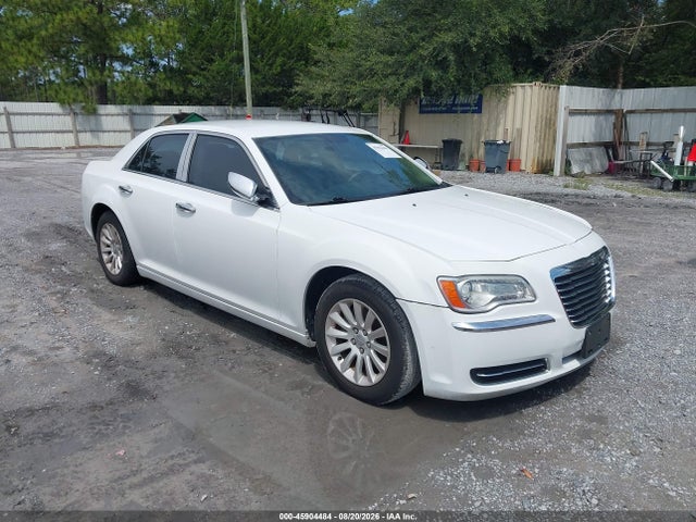 Продажа на аукционе авто 2014 Chrysler 300, vin: 2C3CCAAG4EH335971, номер лота: 45904484