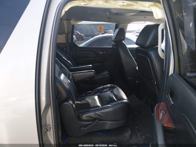 Продажа на аукционе авто 2008 Cadillac Escalade Esv, vin: 1GYFK66818R155601, номер лота: 45904529