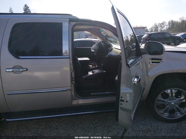 Продажа на аукционе авто 2008 Cadillac Escalade Esv, vin: 1GYFK66818R155601, номер лота: 45904529