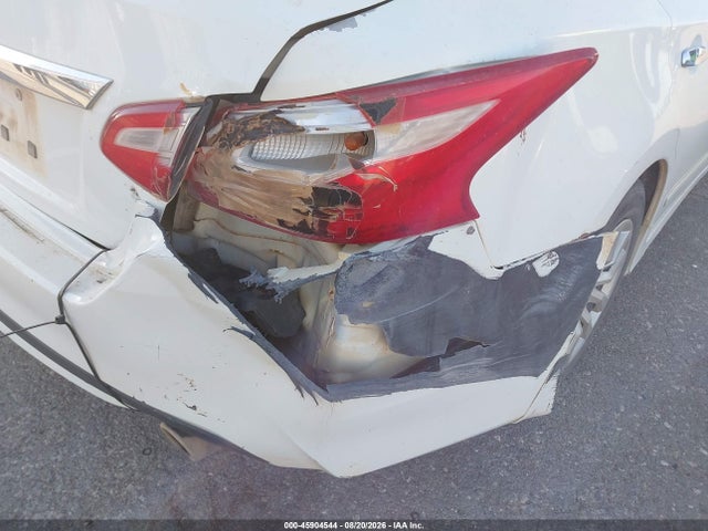 2017 Nissan Altima 2.5 S მანქანა იყიდება აუქციონზე, vin: 1N4AL3AP2HC140382, აუქციონის ნომერი: 45904544