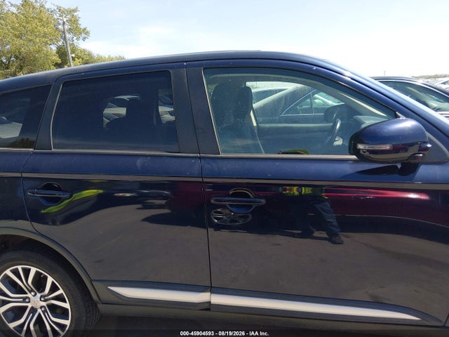 45904593 :رقم المزاد ، JA4AD3A30GZ050612 vin ، 2016 Mitsubishi Outlander Se مزاد بيع