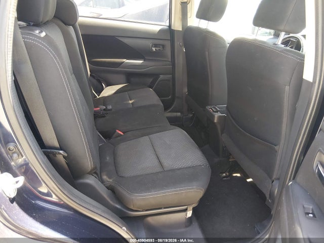 45904593 :رقم المزاد ، JA4AD3A30GZ050612 vin ، 2016 Mitsubishi Outlander Se مزاد بيع