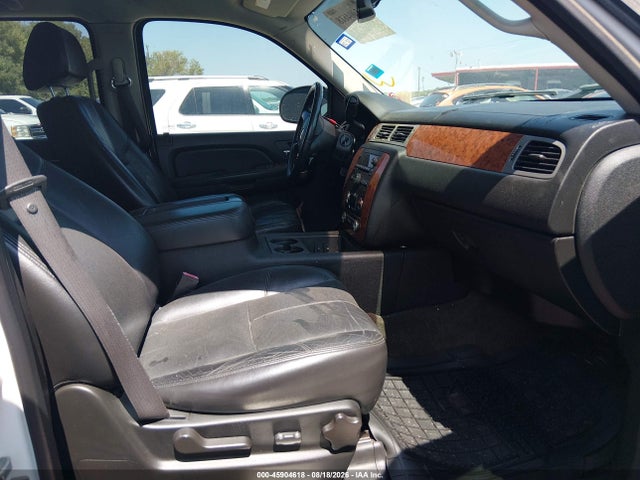 45904618 :رقم المزاد ، 1GNFC13088R128374 vin ، 2008 Chevrolet Tahoe Lt مزاد بيع