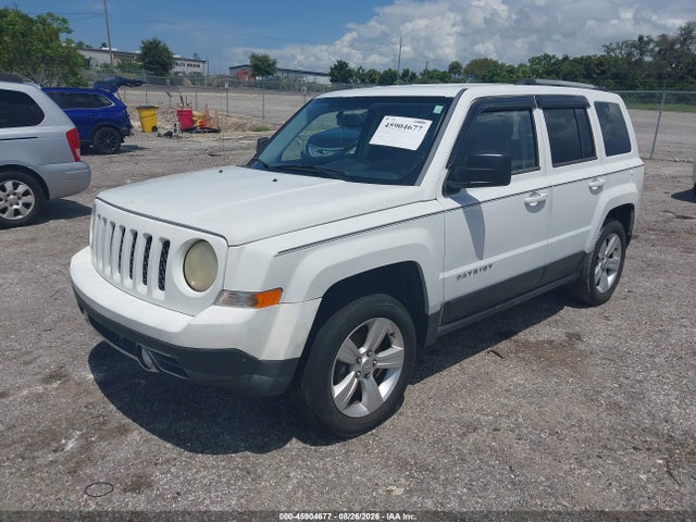 45904677 :رقم المزاد ، 1C4NJRCB2ED720047 vin ، 2014 Jeep Patriot Limited مزاد بيع