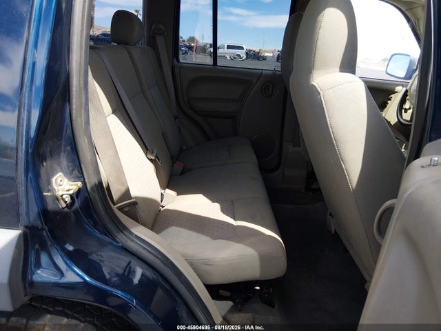 Продажа на аукционе авто 2005 Jeep Liberty Sport, vin: 1J4GK48K05W521238, номер лота: 45904695