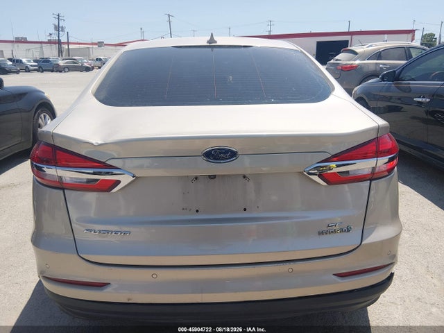 3FA6P0LU3KR108934 Ford Fusion Hybrid Se