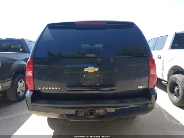 45904725 :رقم المزاد ، 1GNFC16007R226146 vin ، 2007 Chevrolet Suburban 1500 Lt مزاد بيع
