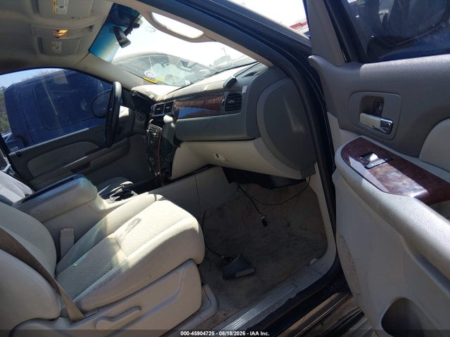 45904725 :رقم المزاد ، 1GNFC16007R226146 vin ، 2007 Chevrolet Suburban 1500 Lt مزاد بيع