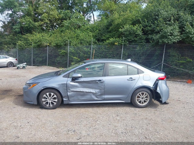 JTDEAMDE3NJ043832 Toyota Corolla Hybrid Le