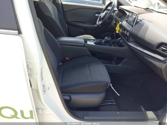 5N1BT3BA3PC843735 Nissan Rogue Sv Fwd