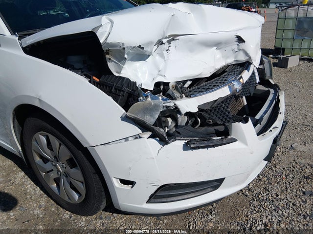 45904775 :رقم المزاد ، 1G1PA5SHXE7481328 vin ، 2014 Chevrolet Cruze Ls Auto مزاد بيع