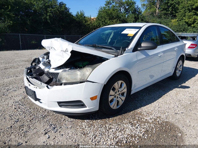 45904775 :رقم المزاد ، 1G1PA5SHXE7481328 vin ، 2014 Chevrolet Cruze Ls Auto مزاد بيع