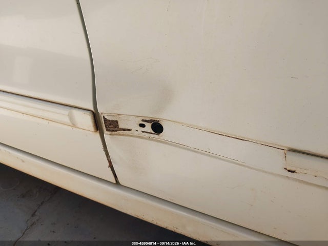 2001 Mitsubishi Galant Es მანქანა იყიდება აუქციონზე, vin: 4A3AA46G61E109707, აუქციონის ნომერი: 45904814