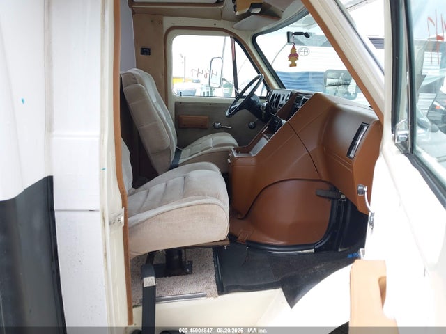 45904847 :رقم المزاد ، 2GBJG31K3K4106342 vin ، 1989 Chevrolet G30 مزاد بيع