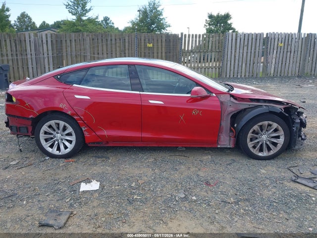 Tesla Model S 100d/60d/75d/90d/p100d 2017 5YJSA1E23HF198981 Image 13