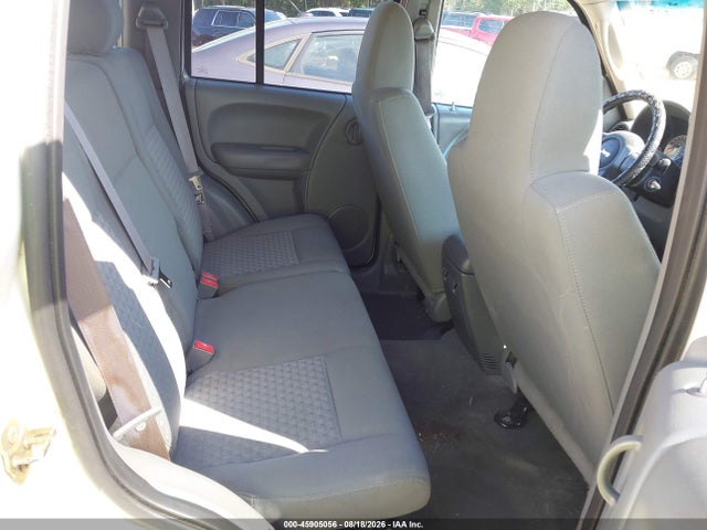 Продажа на аукционе авто 2005 Jeep Liberty Sport, vin: 1J4GL48K25W545019, номер лота: 45905056