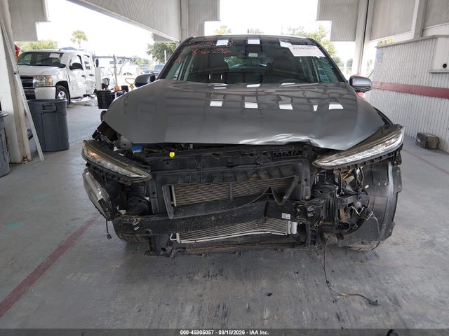 45905057 :رقم المزاد ، KM8K1CAA1LU577160 vin ، 2020 Hyundai Kona Se مزاد بيع