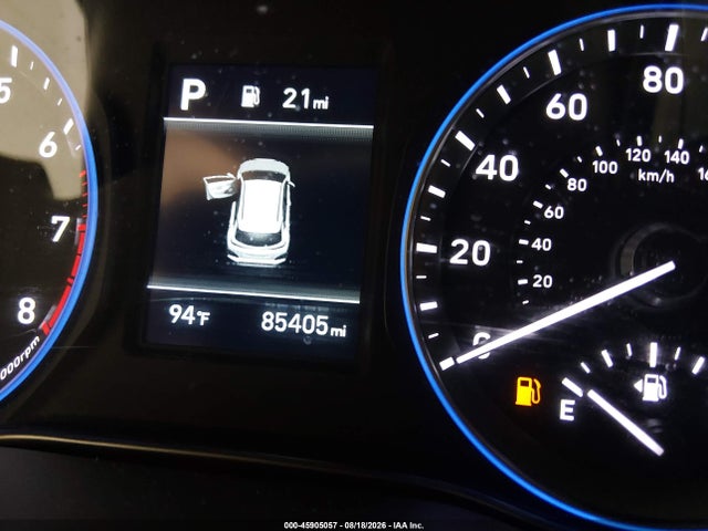 45905057 :رقم المزاد ، KM8K1CAA1LU577160 vin ، 2020 Hyundai Kona Se مزاد بيع