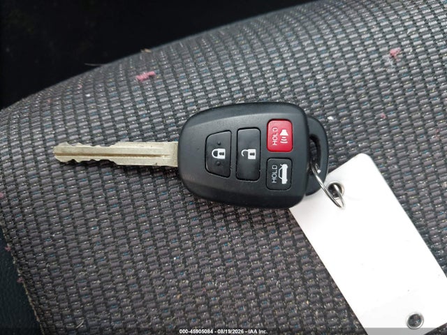 Toyota COROLLA SE 2017 5YFBURHE7HP722150 Image 11