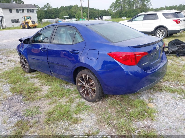 Toyota COROLLA SE 2017 5YFBURHE7HP722150 Image 3