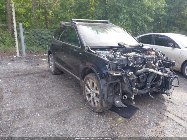 45905126 :رقم المزاد ، WVGEP9BP8ED009766 vin ، 2014 Volkswagen Touareg X مزاد بيع