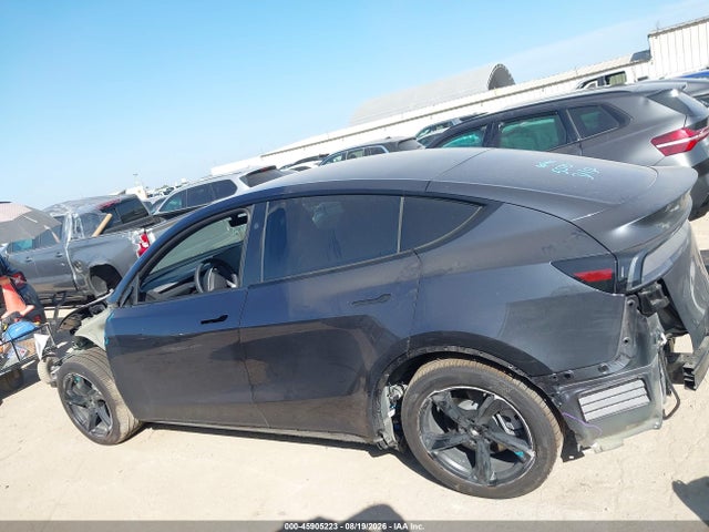Продаж на аукціоні авто 2026 Tesla Model Y All-wheel Drive/long Range Launch Series/premium All-wheel Drive, vin: 7SAYGDEE9TA678701, номер лоту: 45905223