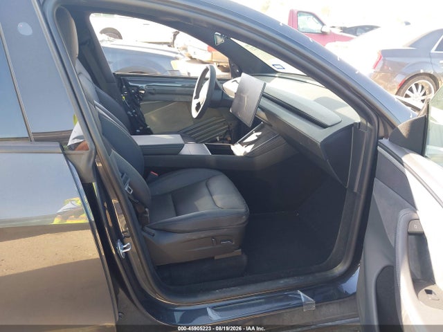 Продаж на аукціоні авто 2026 Tesla Model Y All-wheel Drive/long Range Launch Series/premium All-wheel Drive, vin: 7SAYGDEE9TA678701, номер лоту: 45905223