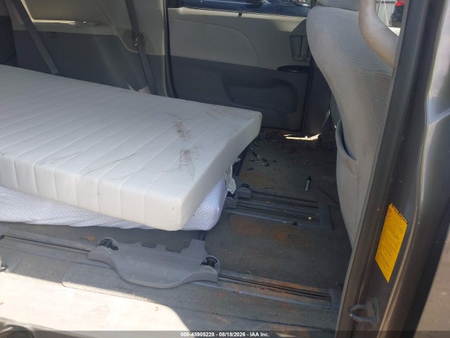 Aukcja sprzedaży 2011 Toyota Sienna Le V6, vin: 5TDKK3DC8BS143450, numer aukcji: 45905228