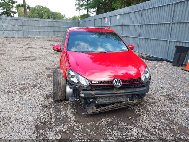 2013 Volkswagen Gti 2-door მანქანა იყიდება აუქციონზე, vin: WVWFD7AJXDW072986, აუქციონის ნომერი: 45905230