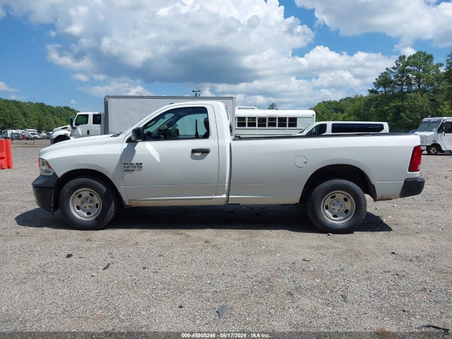 45905246 :رقم المزاد ، 3C6JR6DG1KG502770 vin ، 2019 Ram 1500 Classic Tradesman  4x2 8' Box مزاد بيع