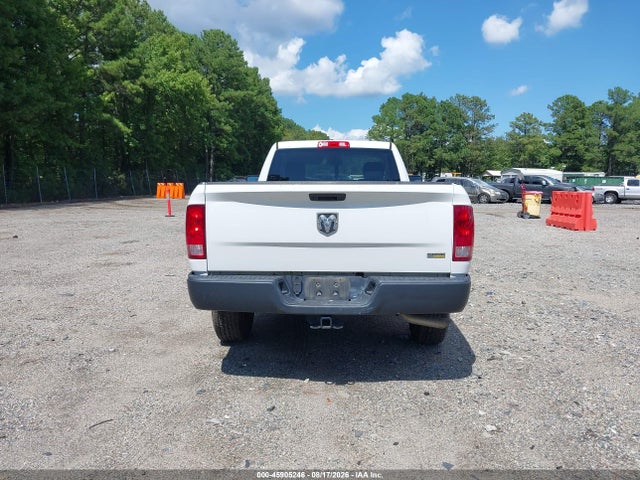 45905246 :رقم المزاد ، 3C6JR6DG1KG502770 vin ، 2019 Ram 1500 Classic Tradesman  4x2 8' Box مزاد بيع