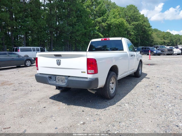 45905246 :رقم المزاد ، 3C6JR6DG1KG502770 vin ، 2019 Ram 1500 Classic Tradesman  4x2 8' Box مزاد بيع