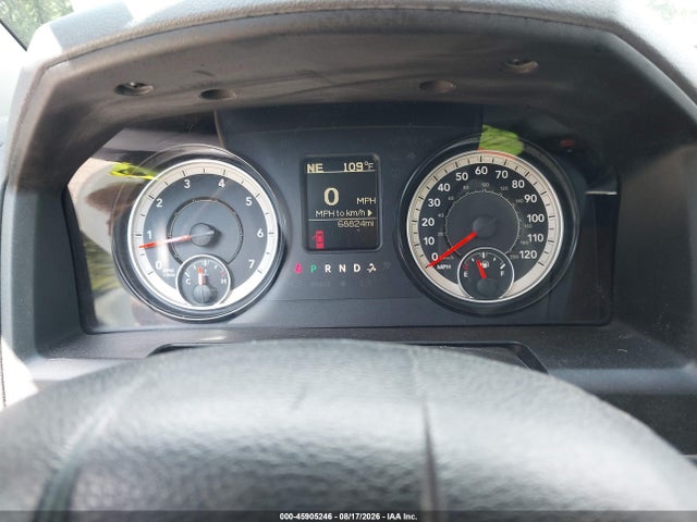 45905246 :رقم المزاد ، 3C6JR6DG1KG502770 vin ، 2019 Ram 1500 Classic Tradesman  4x2 8' Box مزاد بيع