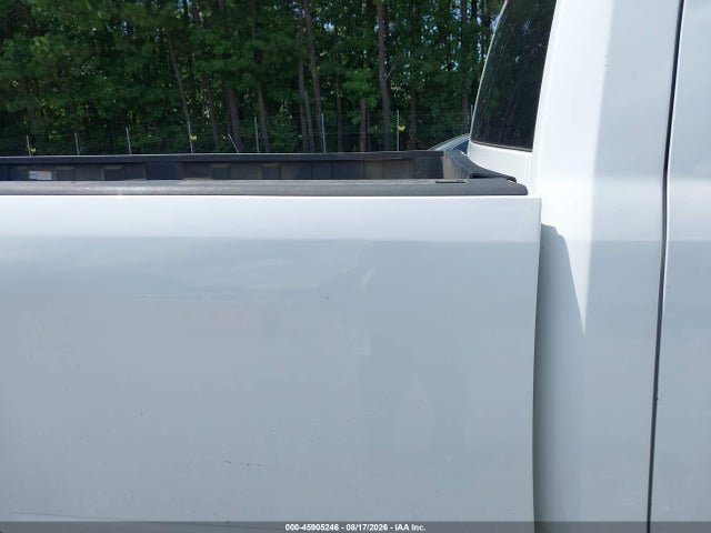 45905246 :رقم المزاد ، 3C6JR6DG1KG502770 vin ، 2019 Ram 1500 Classic Tradesman  4x2 8' Box مزاد بيع