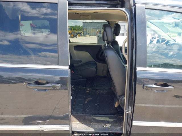 2C4RC1BG2ER382589 Chrysler Town &amp; Country Touring