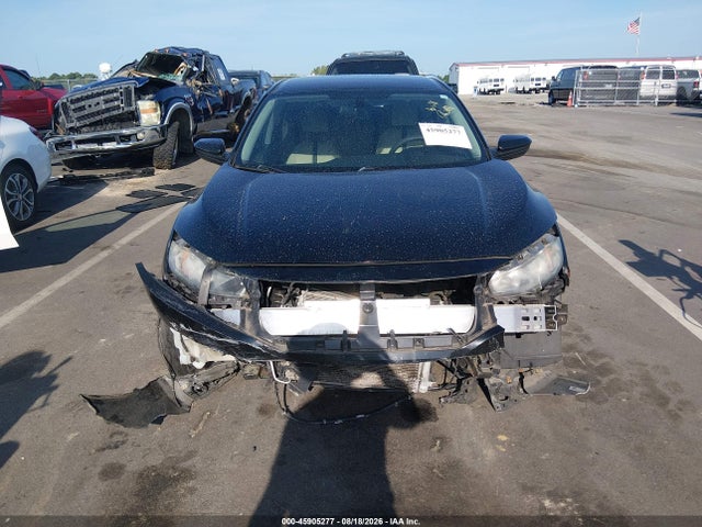 Auction sale of the 2017 Honda Civic Lx, vin: 19XFC2F58HE232896, lot number: 45905277