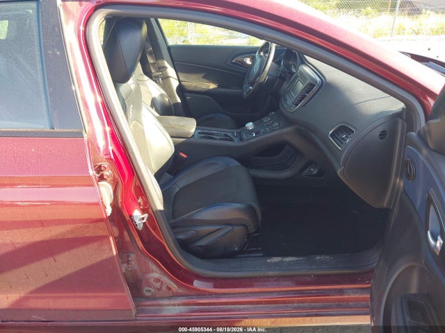 Продаж на аукціоні авто 2015 Chrysler 200 S, vin: 1C3CCCDG7FN673980, номер лоту: 45905344